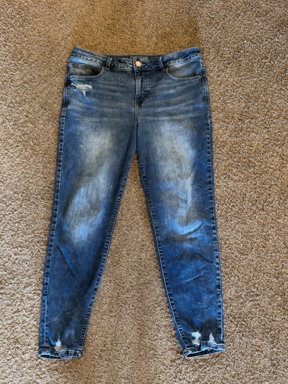 14 Maurice’s high rise skinny jeans